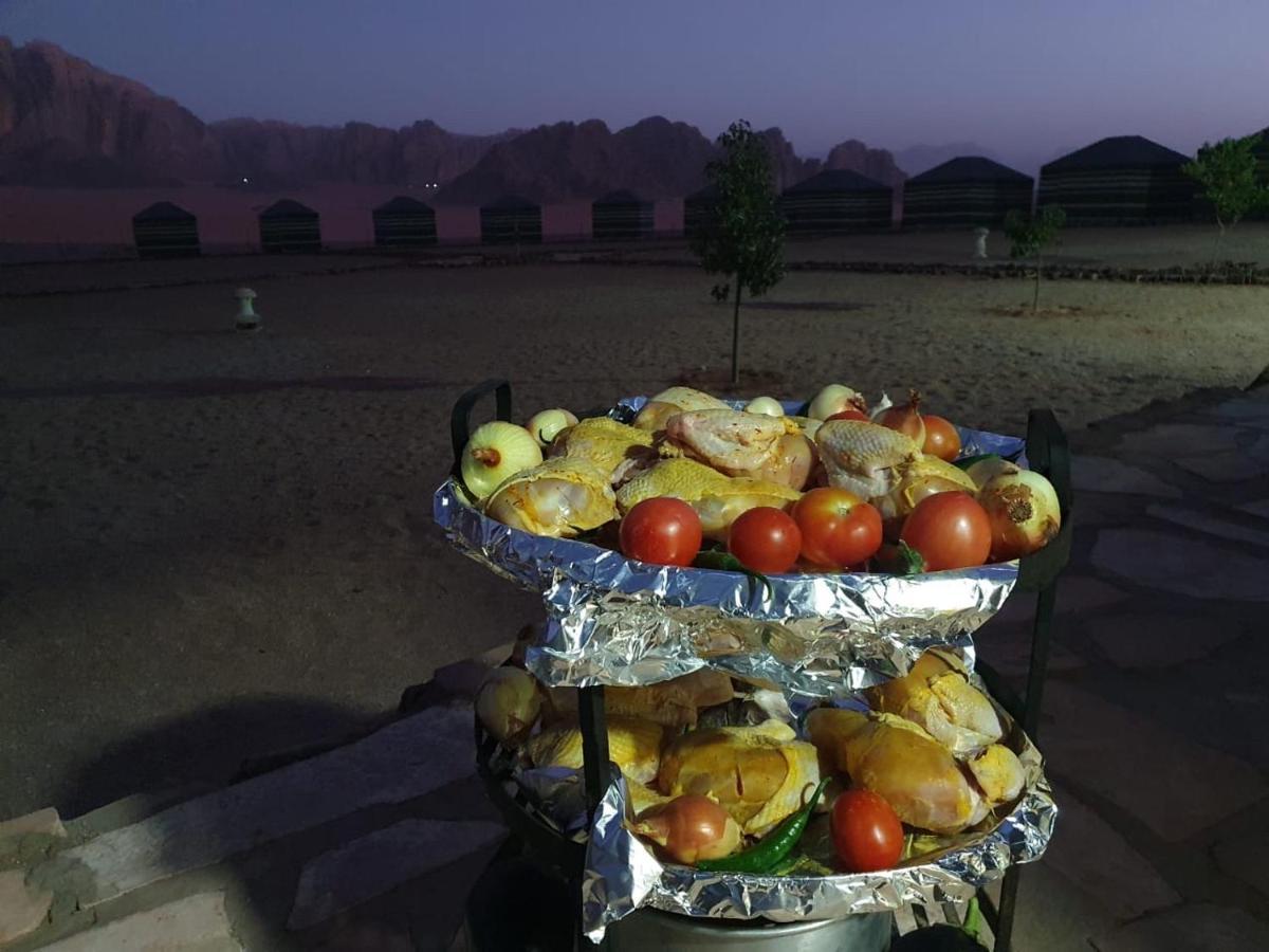 Oryx Camp Hotel Wadi Rum Ngoại thất bức ảnh